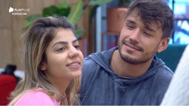 Hariany e Lucas na Fazenda 11 / Reprodução/Record