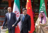 Chanceleres de Irã e Arábia Saudita se reúnem na China  
