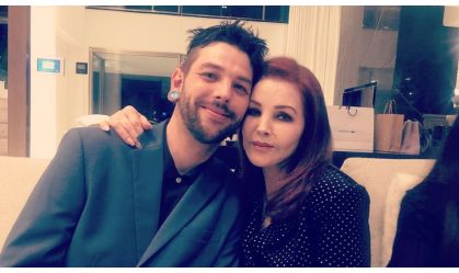 Priscilla Presley parabeniza filho brasileiro: "Para sempre meu menino curioso"
