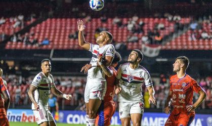 São Paulo é um dos brasileiros que busca confirmar vaga direta nas oitavas