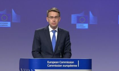 EU lashes out against 'outrageous' sentence for Putin critic