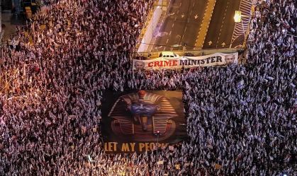Protesto em Tel Aviv contra primeiro-ministro de Israel
