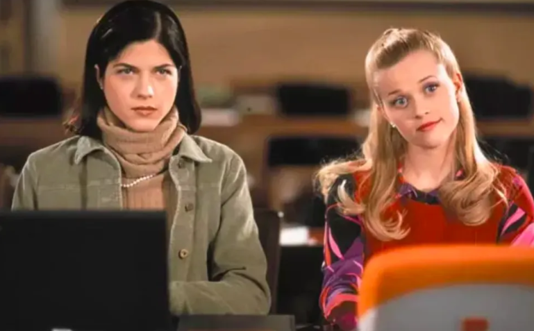 Selma Blair e Reese Witherspoon em Legalmente Loira / Foto: Reprodução