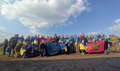 Rússia e Ucrânia trocam mais de 200 prisioneiros de guerra  