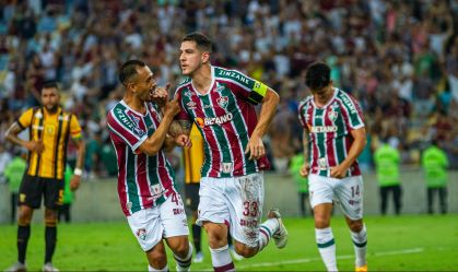 Capitão marca, Fluminense vence e assume liderança isolada na Libertadores