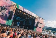 MITA: “laricas” do Planet Hemp, cafeteira francesa para Florence + The Machine; veja bastidores do festival