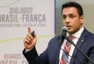 “Se eu estivesse no Brasil, já estaria assassinado”, diz delegado da PF ameaçado pelo PCC