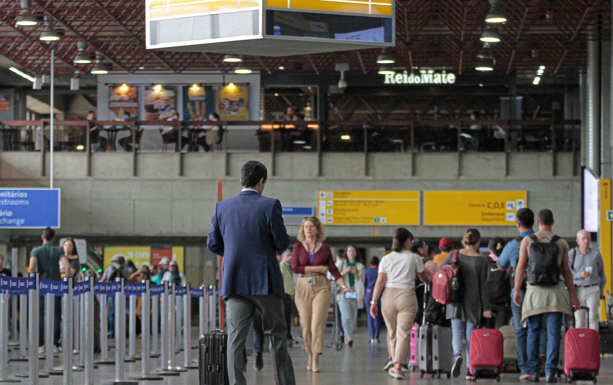 Movimento no Aeroporto Internacional de Guarulhos, em SP
