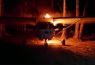 Aeronave de garimpeiros é incendiada na Terra Yanomami após autoridades fecharem corredor aéreo