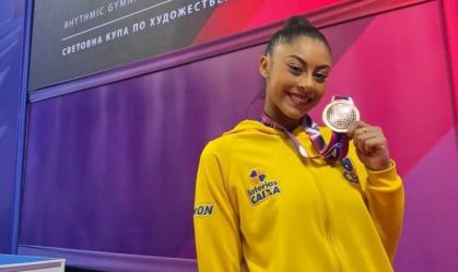 Brasil tem fim de semana com ouro na ginástica rítmica e na vela