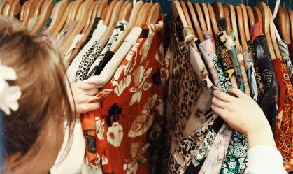 Marcas de roupas mais procuradas em revendas podem estar no seu armário