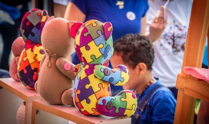 Abril Azul: o que as pessoas com Autismo realmente querem da sociedade brasileira?