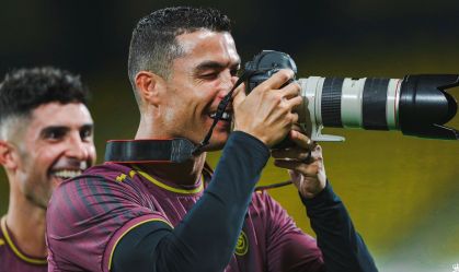 Cristiano Ronaldo atacou de fotógrafo no treino do Al-Nassr
