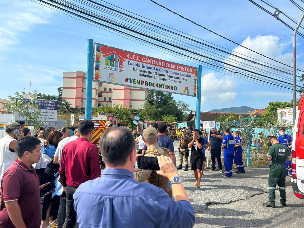 Creche Cantinho Bom Pastor, em Blumenau, foi alvo de ataque nesta quarta-feira (5)