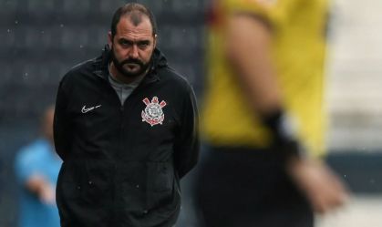 Danilo comanda o time sub-23 do Corinthians