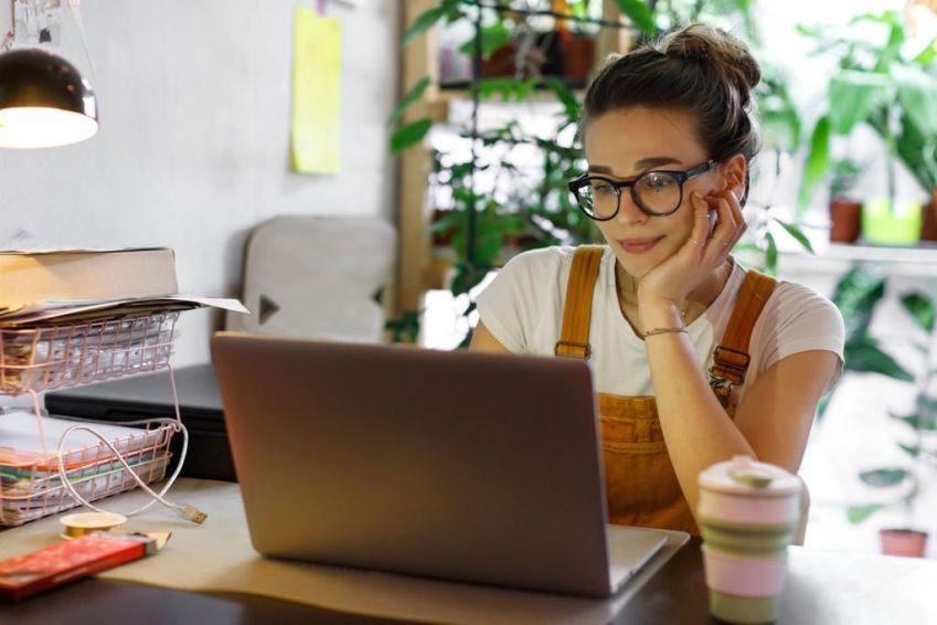 / O que é quiet quitting e como a tendência surgiu? Imagem: Shutterstock / DimaBerlin