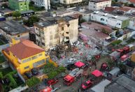 Prédio desaba e deixa três pessoas mortas em Olinda, no Grande Recife
