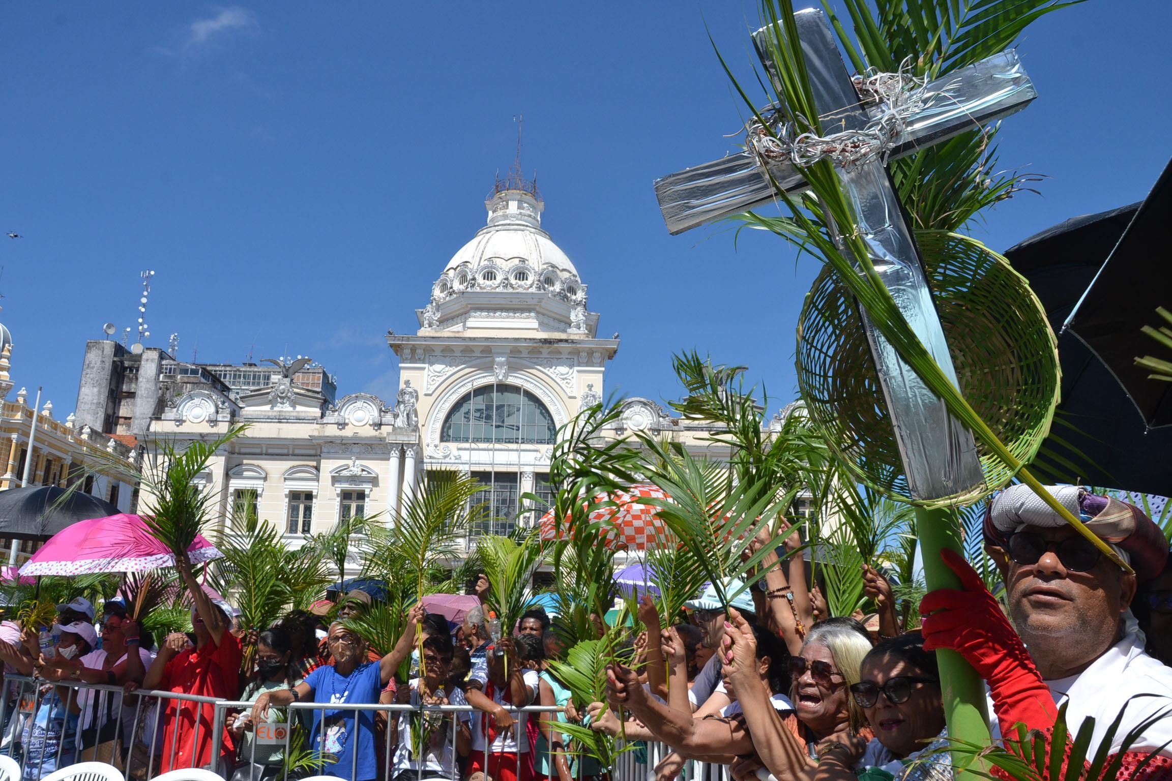 Celebração do Domingo de Ramos em Salvador, na Bahia / Romildo de Jesus/Futura Press/Estadão Conteúdo
