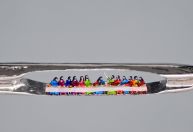 Esculturas minúsculas que cabem dentro de uma agulha; veja como são feitas