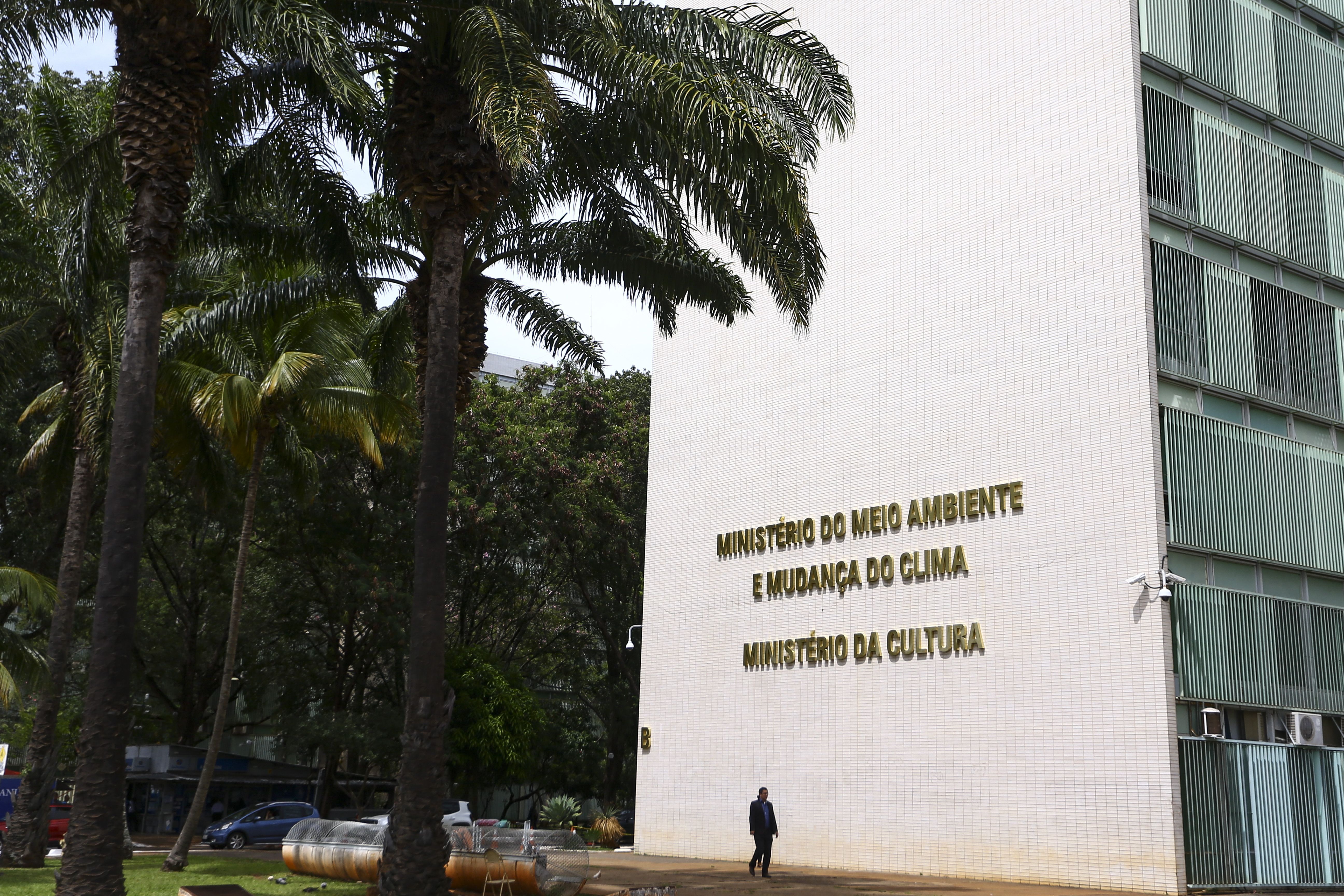 Brasília (DF), 10/04/2023 - Fachada do ministério da Cultura e ministério do Meio Ambiente e Mudança do Clima