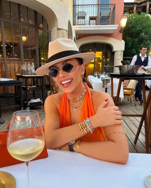 Segundo Flavia, a aplicação de suas lentes de contato foi feita há quase nove anos / Reprodução/@flaviapavanelli/Instagram