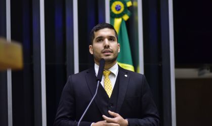 Autor do pedido da CPMI do 8 de janeiro pede arquivamento de inquérito no STF