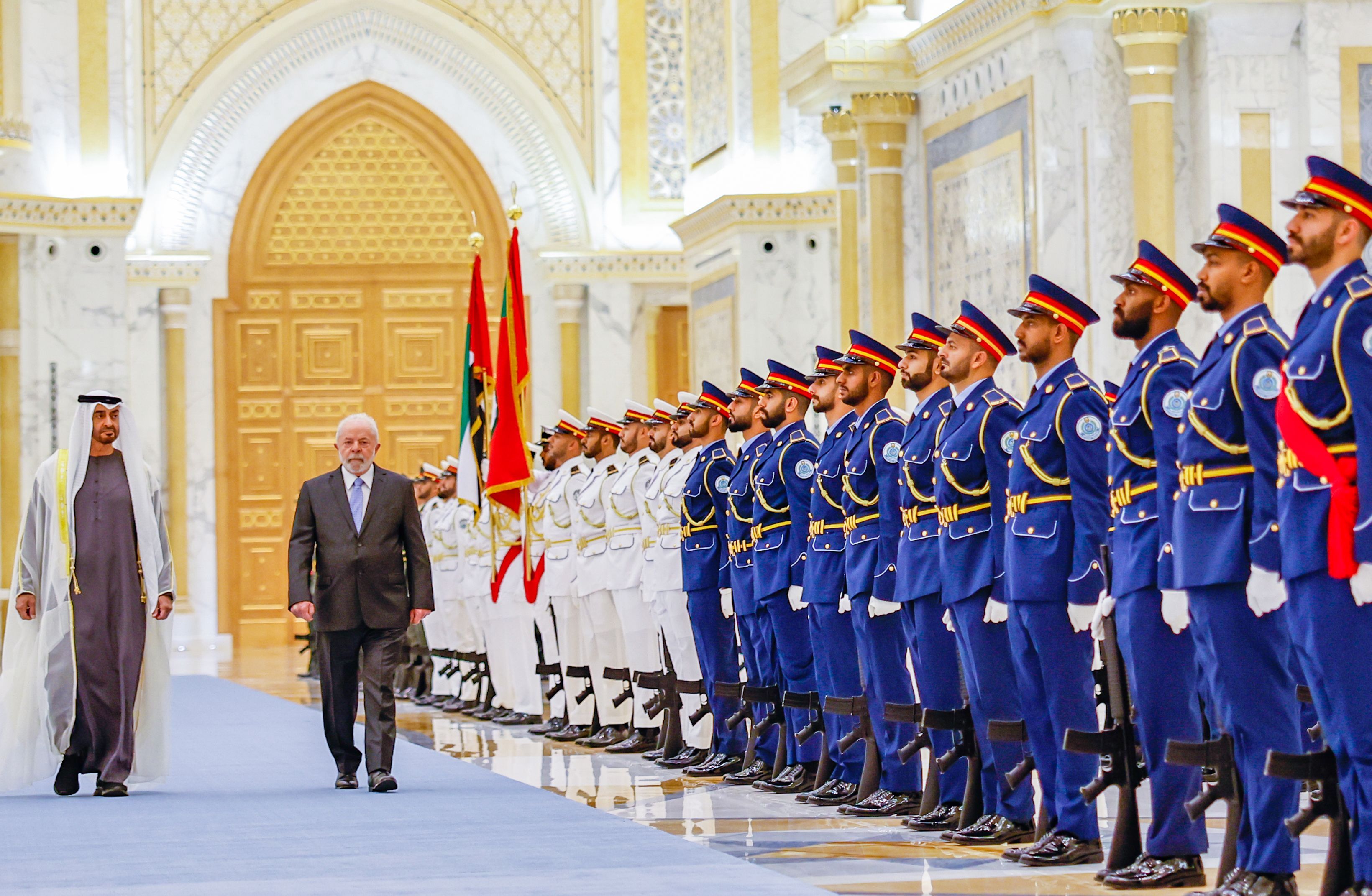 Abu Dhabi, Emirados Árabes Unidos, 15.04.2023 - Presidente da República, Luiz Inácio Lula da Silva, e presidente dos Emirados Árabes Unidos e Emir de Abu Dhabi, Xeique Mohammed bin Zayed Al Nahyan. Palácio Presidencial - Abu Dhabi - Emirados Árabes Unidos. Foto: