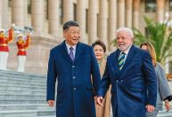 Lula e Xi cobram que países desenvolvidos “honrem obrigações não cumpridas” de financiamento contra mudanças climáticas