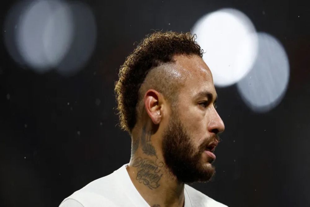 Neymar está no topo da lista das contratações mais caras do futebol / Imagem: Reuters/Stephane Mahe