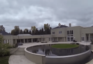 Homem é preso ao tentar invadir mansão de Michael Jordan nos EUA