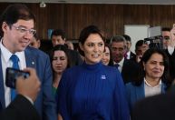 Michelle Bolsonaro contrata advogado criminalista e pede acesso a investigação sobre joias