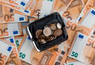 Economia da Zona do Euro melhora no 1° trimestre, mas preocupações persistem