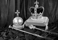 Anéis, cetros e pulseiras: veja as joias que serão utilizadas na coroação de Charles III