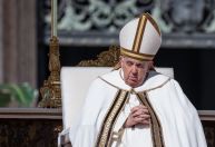 Papa Francisco chama de infundadas “insinuações” contra João Paulo II