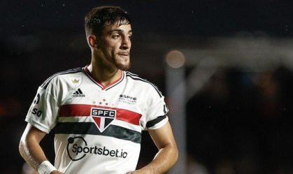 Pedrinho está afastado do São Paulo