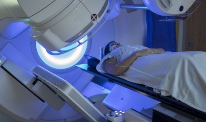 Radioterapia: entenda o que é, como funciona e principais efeitos