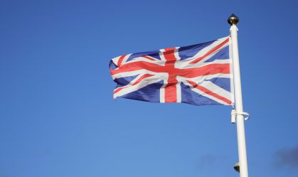 Número de americanos pedindo cidadania britânica sobe após volta de Trump