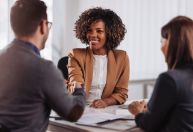 Brasil bate recorde e número de pessoas ocupadas chega a 100,7 milhões em 2023