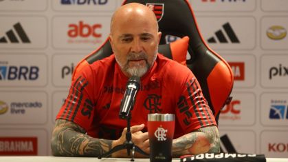 Jorge Sampaoli na apresentação oficial pelo Flamengo