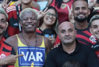 Sósia de Sampaoli vai ao Maracanã ao lado de “dublês” de Pedro e Arrascaeta