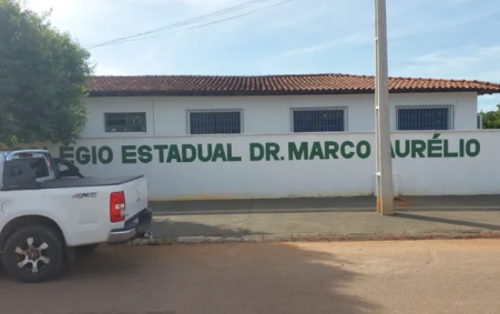 Adolescente de 13 anos ataca com faca três colegas em escola de Goiás