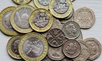 Libra esterlina tem melhor desempenho entre moedas de economias desenvolvidas; entenda