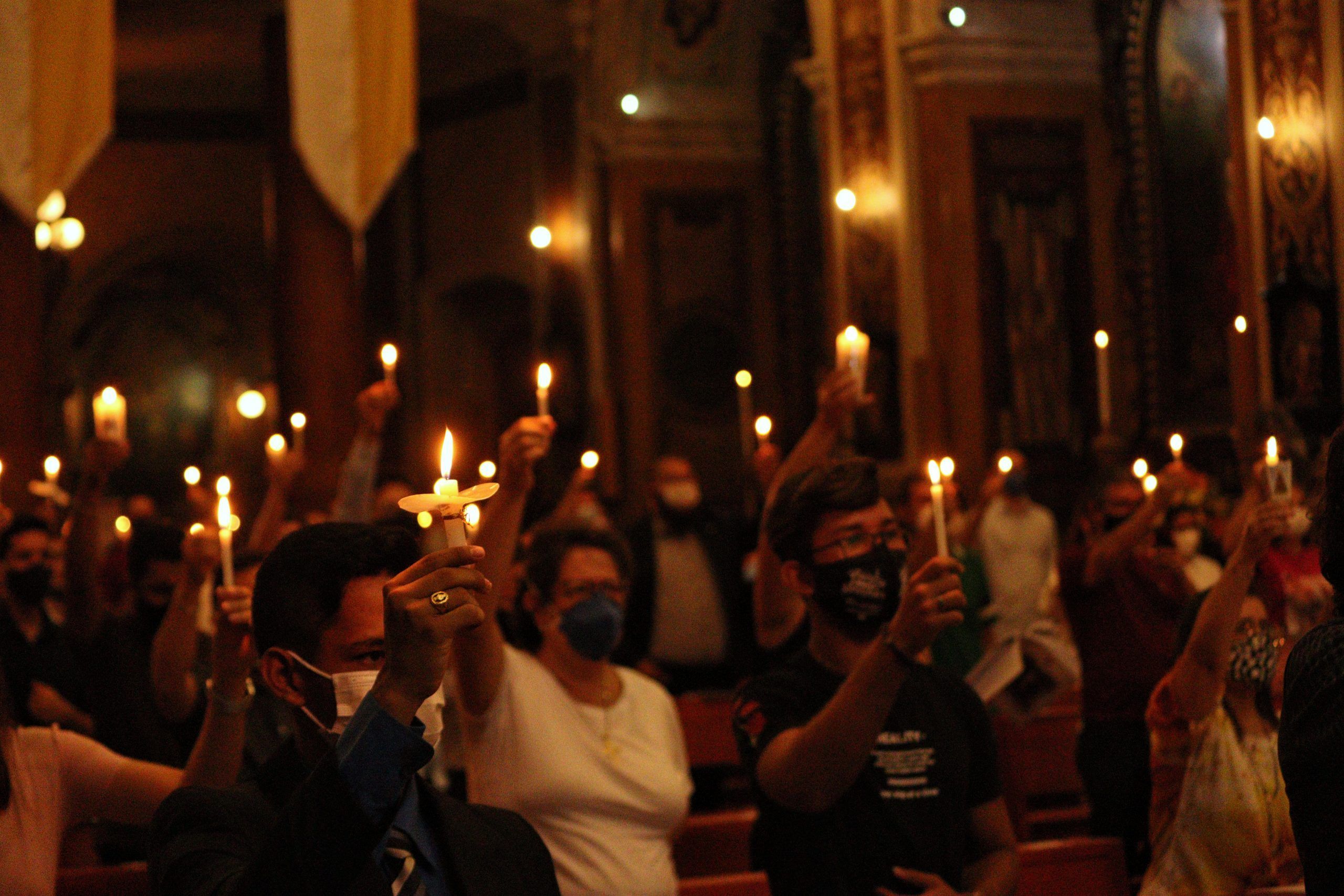 Missa da Vigília Pascal / Arquidiocese de Belém