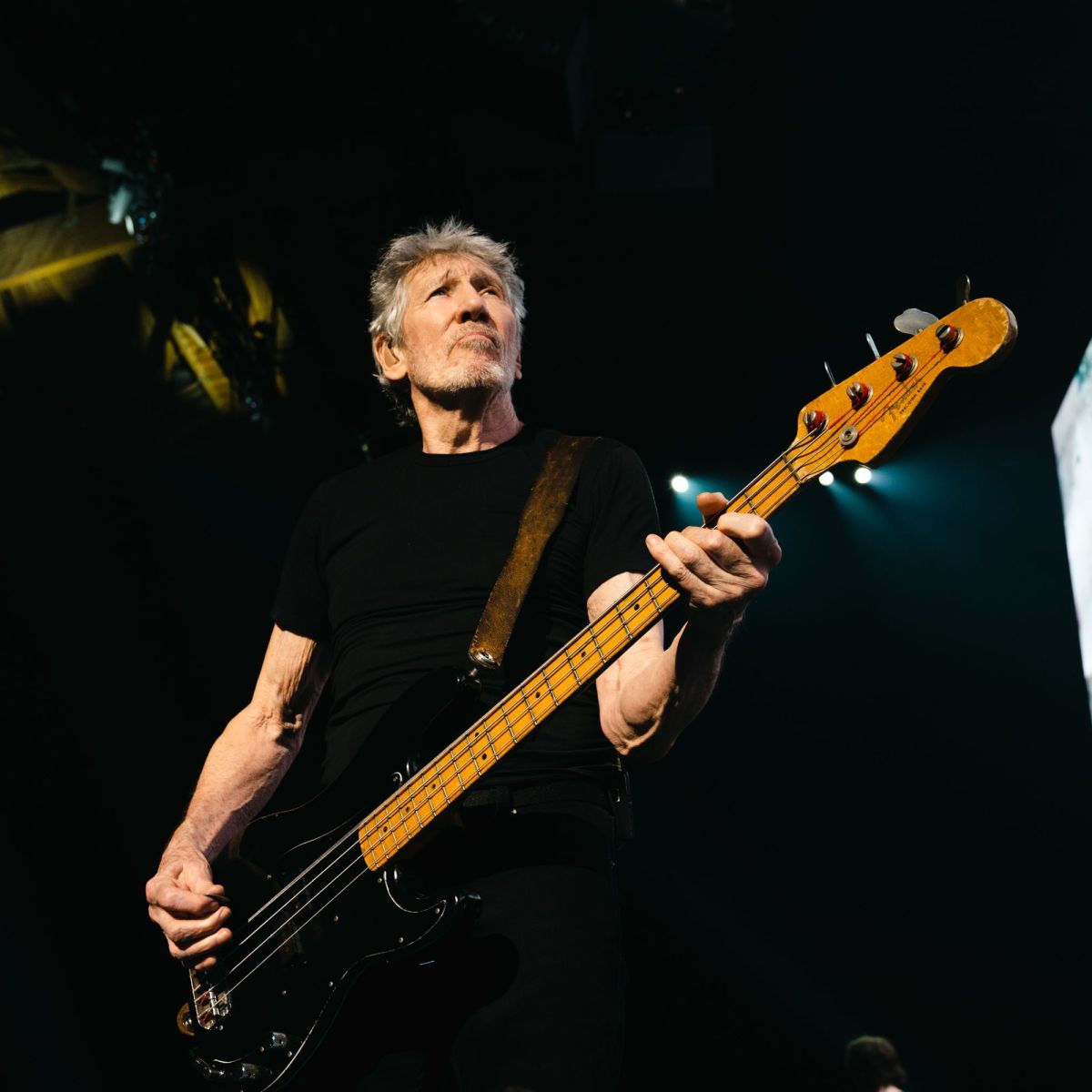 Roger Waters começa turnê no Brasil sob polêmica; entenda | CNN Brasil