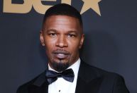 Ator Jamie Foxx se manifesta pela 1ª vez após internação: “Agradeço todo o amor”