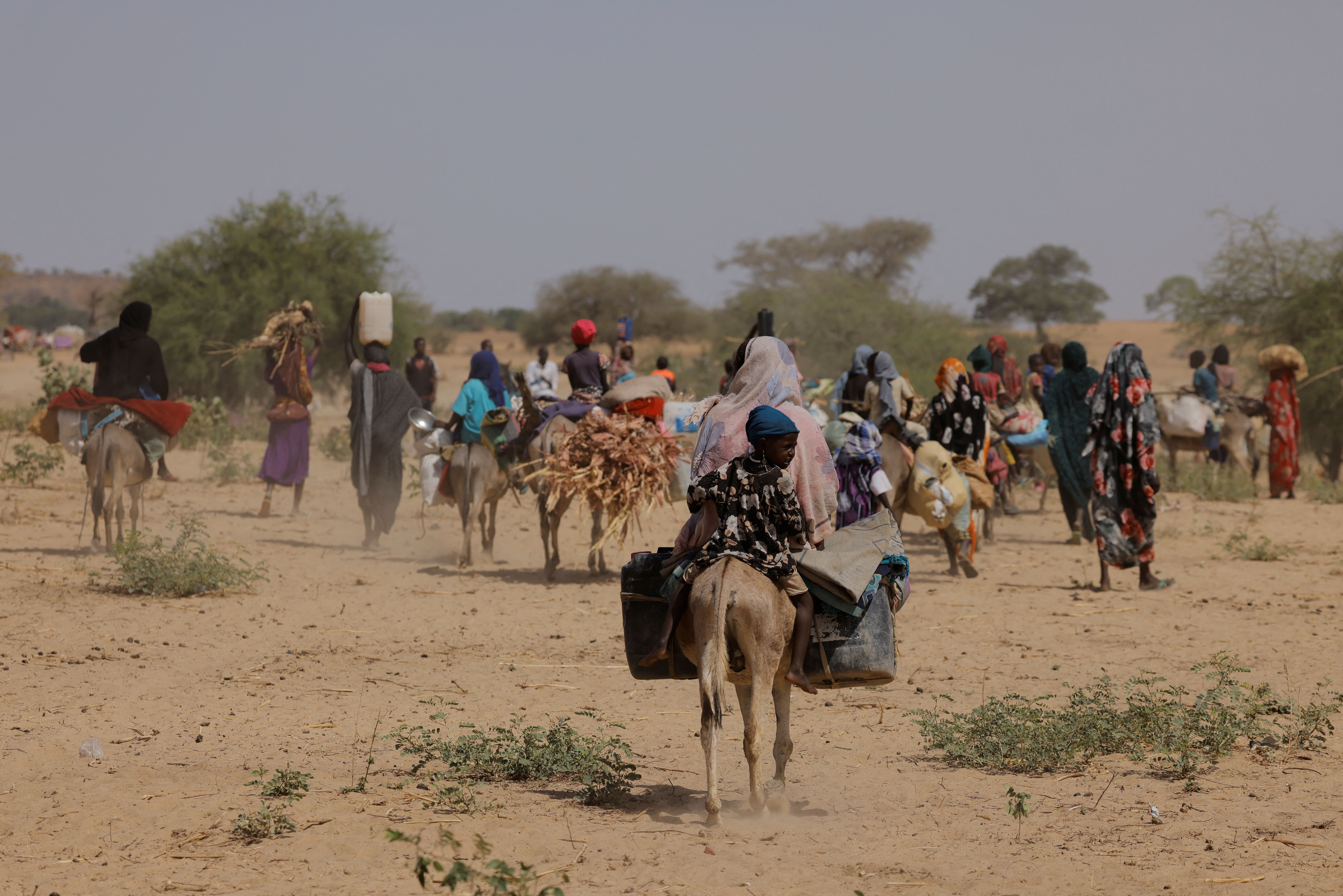 Sudaneses buscam refúgio, em Goungour, Chade