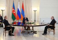 Azerbaijão e Armênia concordam em cessar-fogo na região de Nagorno-Karabakh