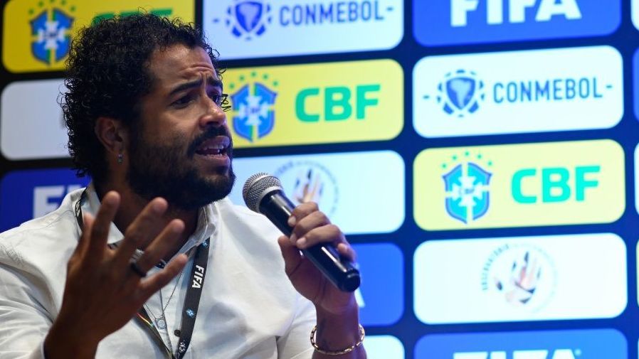 Fundador do Coletivo de Torcidas Canarinhos LGBTQ+, Onã Rudá participou do seminário de Combate ao Racismo e à Violência no Futebol em 2022