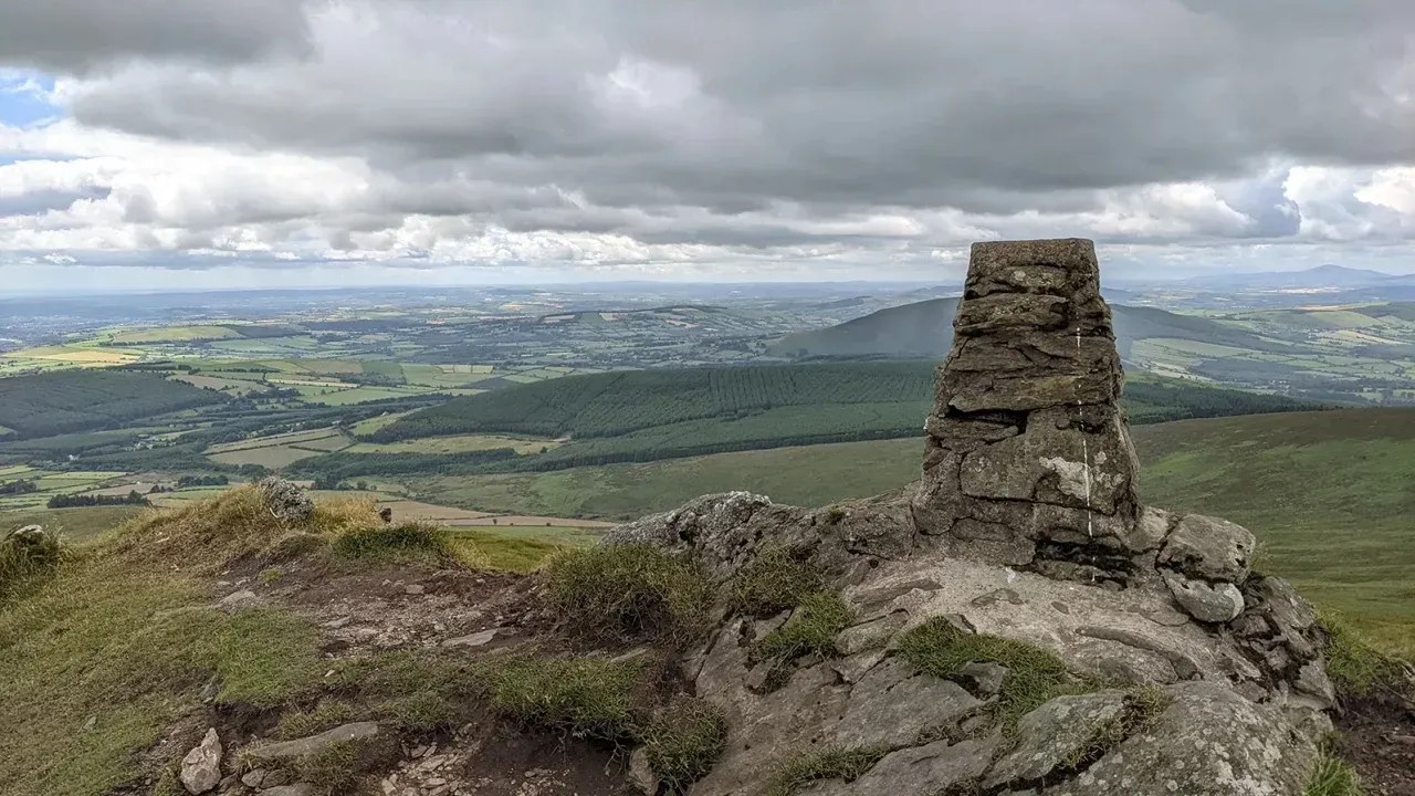 Nenhum DNA humano foi encontrado em uma amostra retirada desta colina em Wicklow, na Irlanda / Dr. David Duffy, the University of Florida