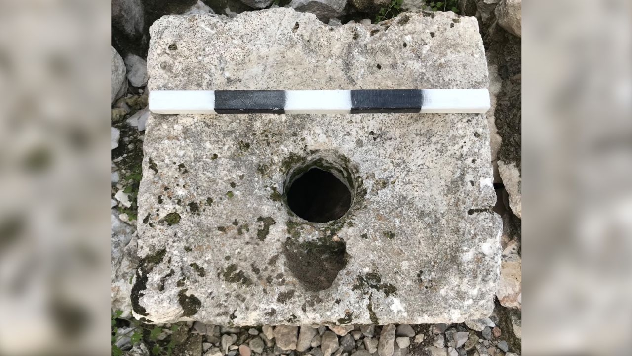 230524144346-03-ancient-toilets-disease